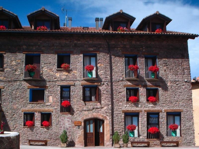 Apartamentos Turisticos Batlle Laspaúles מראה חיצוני תמונה
